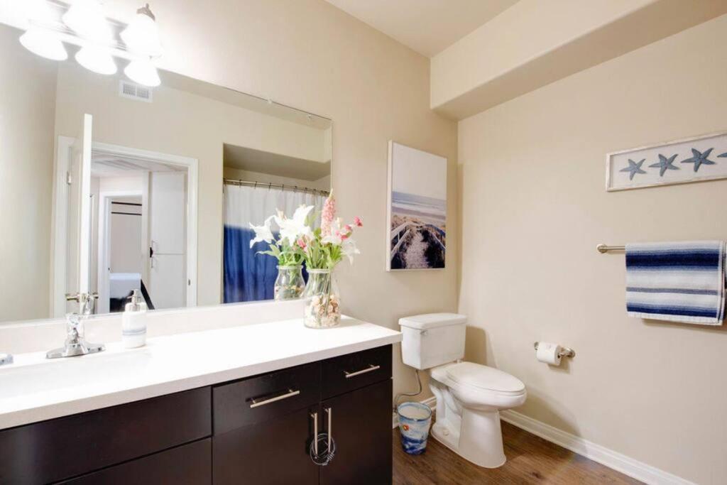 The Nest A Spacious 1 Bedroom Apartment With A Pool View Los Angeles Bagian luar foto